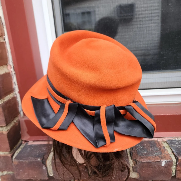 Vintage Ruth Kropyeld embellished wool‎ hat - Picture 5 of 9